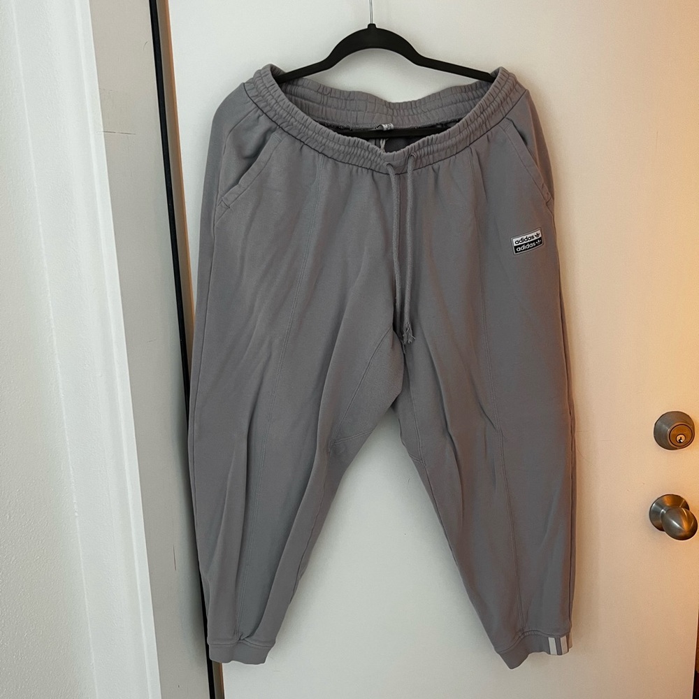 Adidas SweatPants XL lavender